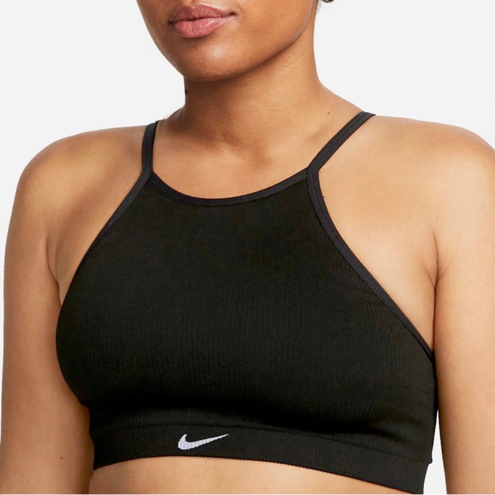 Nike Crop - Picture 4 of 4